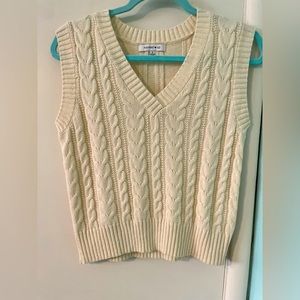 Hooke up- sweater vest (S)